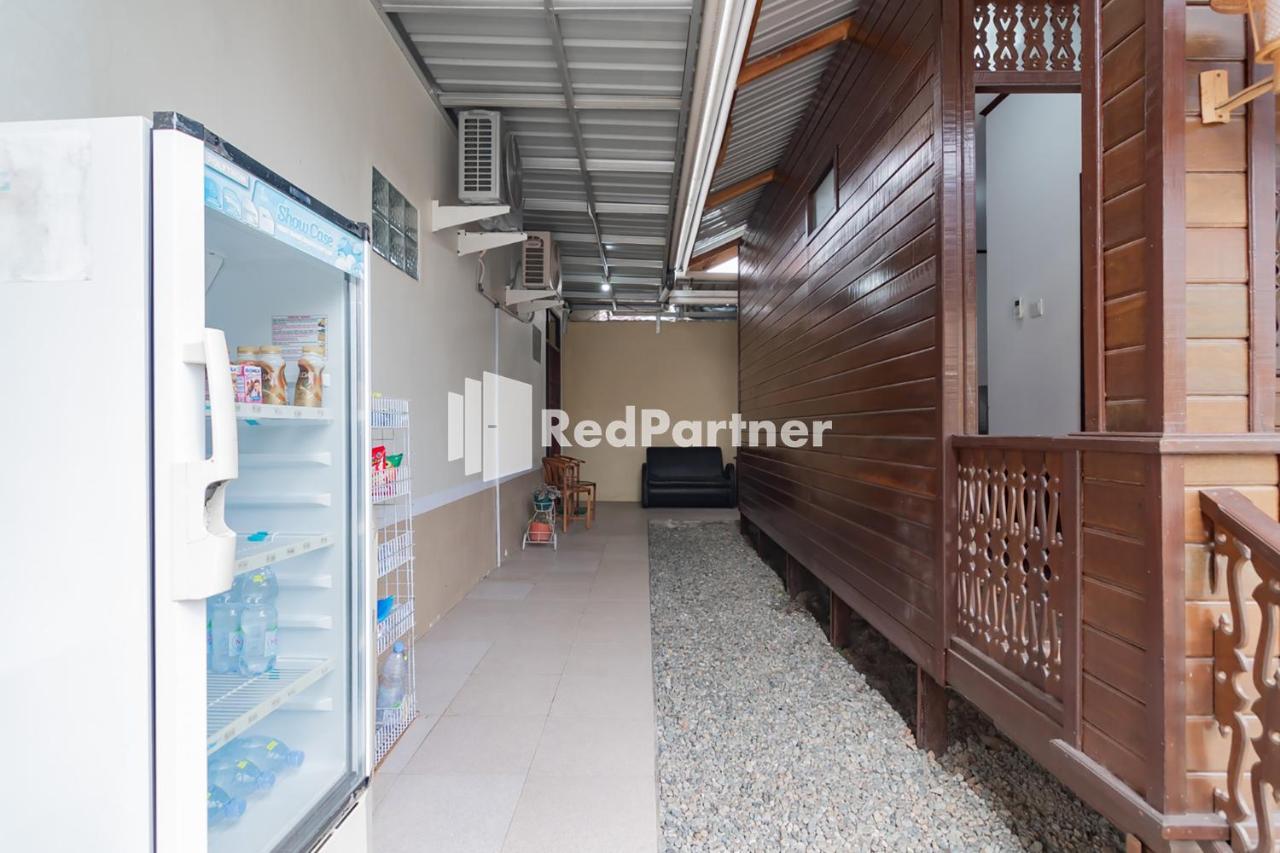 Langkar Guest House Syariah Mitra Reddoorz Samarinda Εξωτερικό φωτογραφία