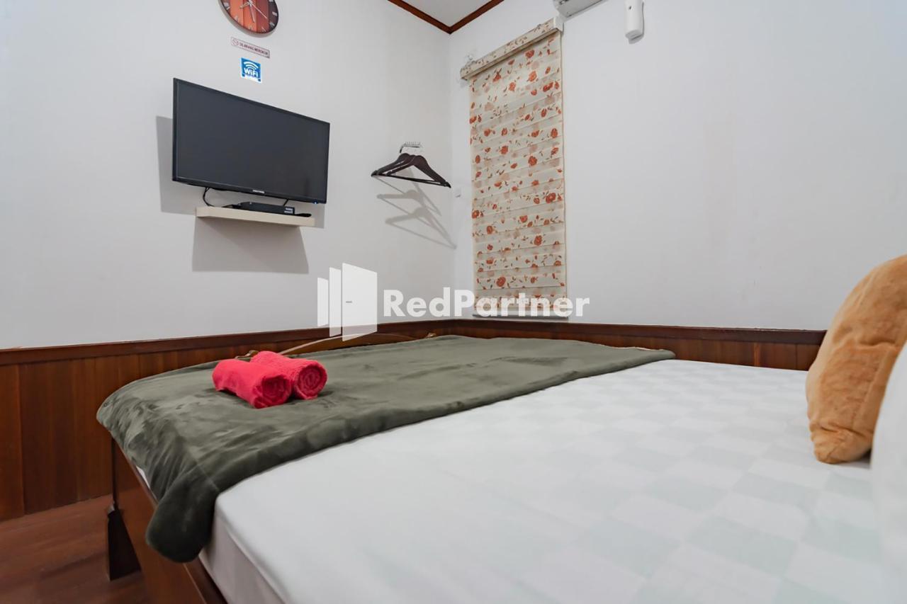 Langkar Guest House Syariah Mitra Reddoorz Samarinda Εξωτερικό φωτογραφία