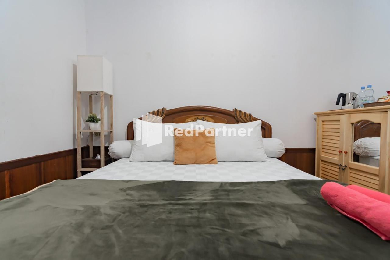 Langkar Guest House Syariah Mitra Reddoorz Samarinda Εξωτερικό φωτογραφία