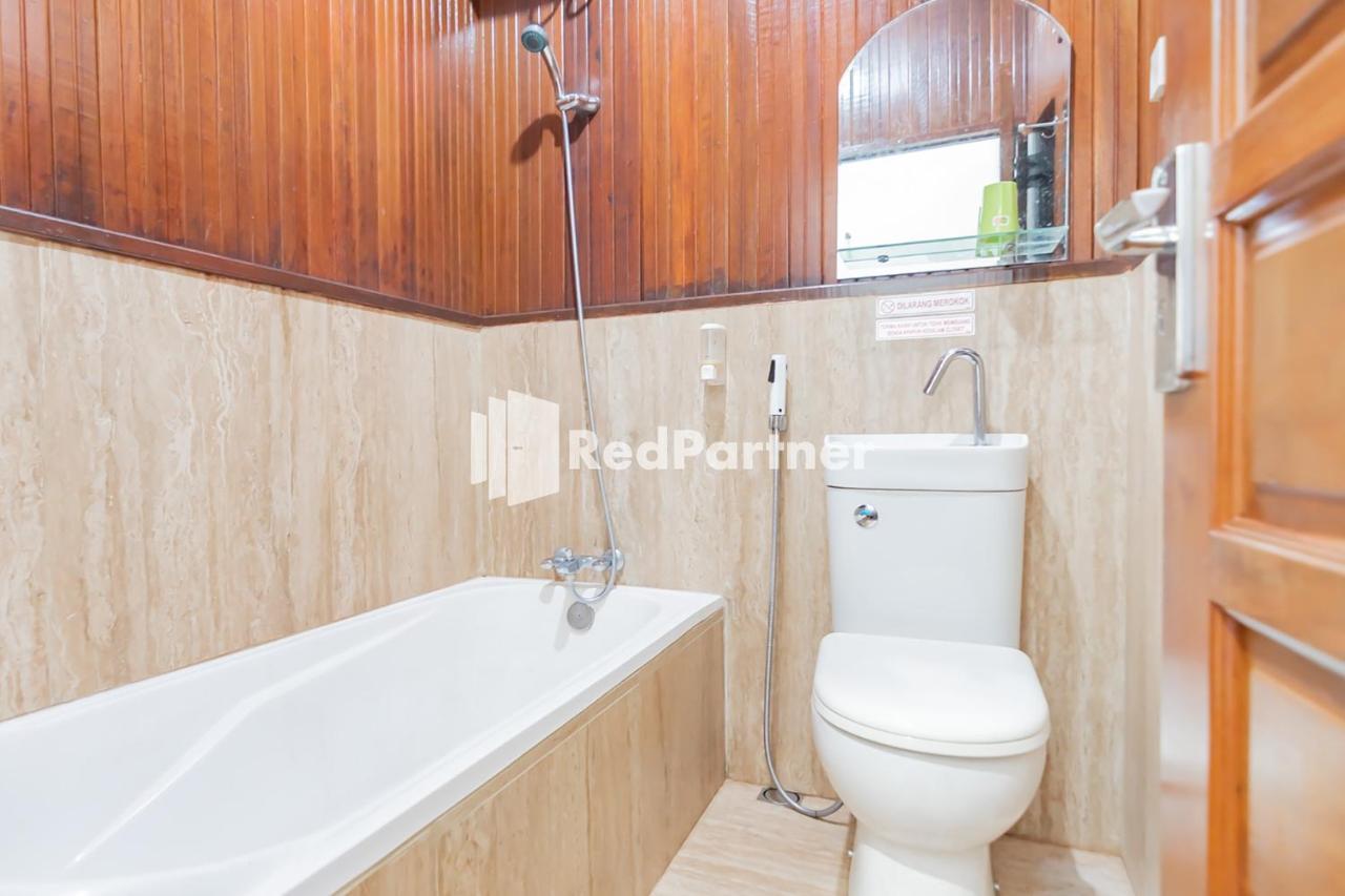 Langkar Guest House Syariah Mitra Reddoorz Samarinda Εξωτερικό φωτογραφία